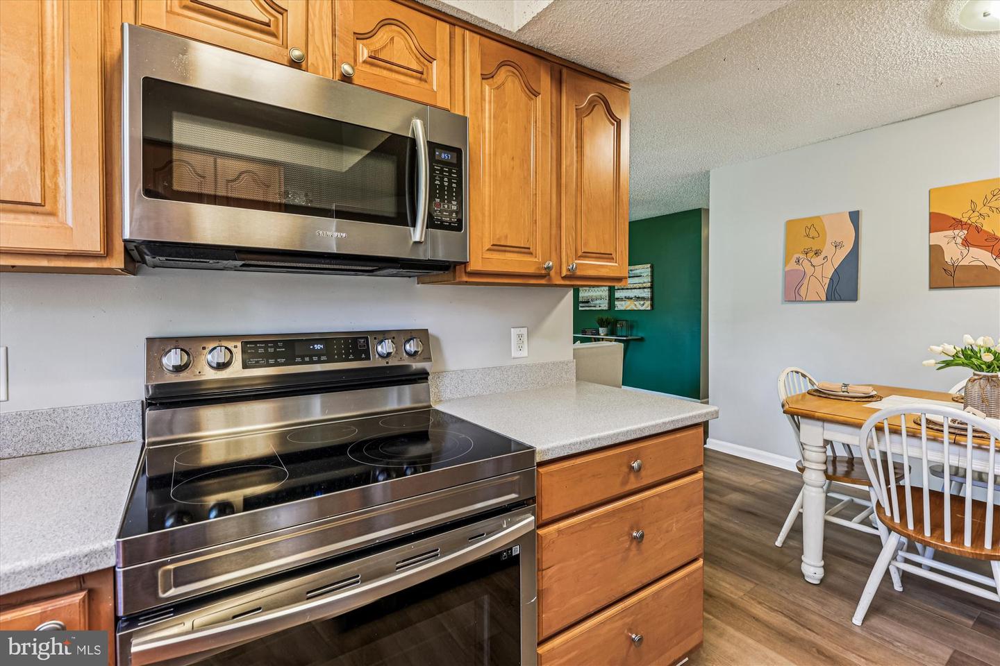 12102 GREENWAY CT #225, FAIRFAX, Virginia 22033, 3 Bedrooms Bedrooms, 8 Rooms Rooms,2 BathroomsBathrooms,Residential,For sale,12102 GREENWAY CT #225,VAFX2272614 MLS # VAFX2272614