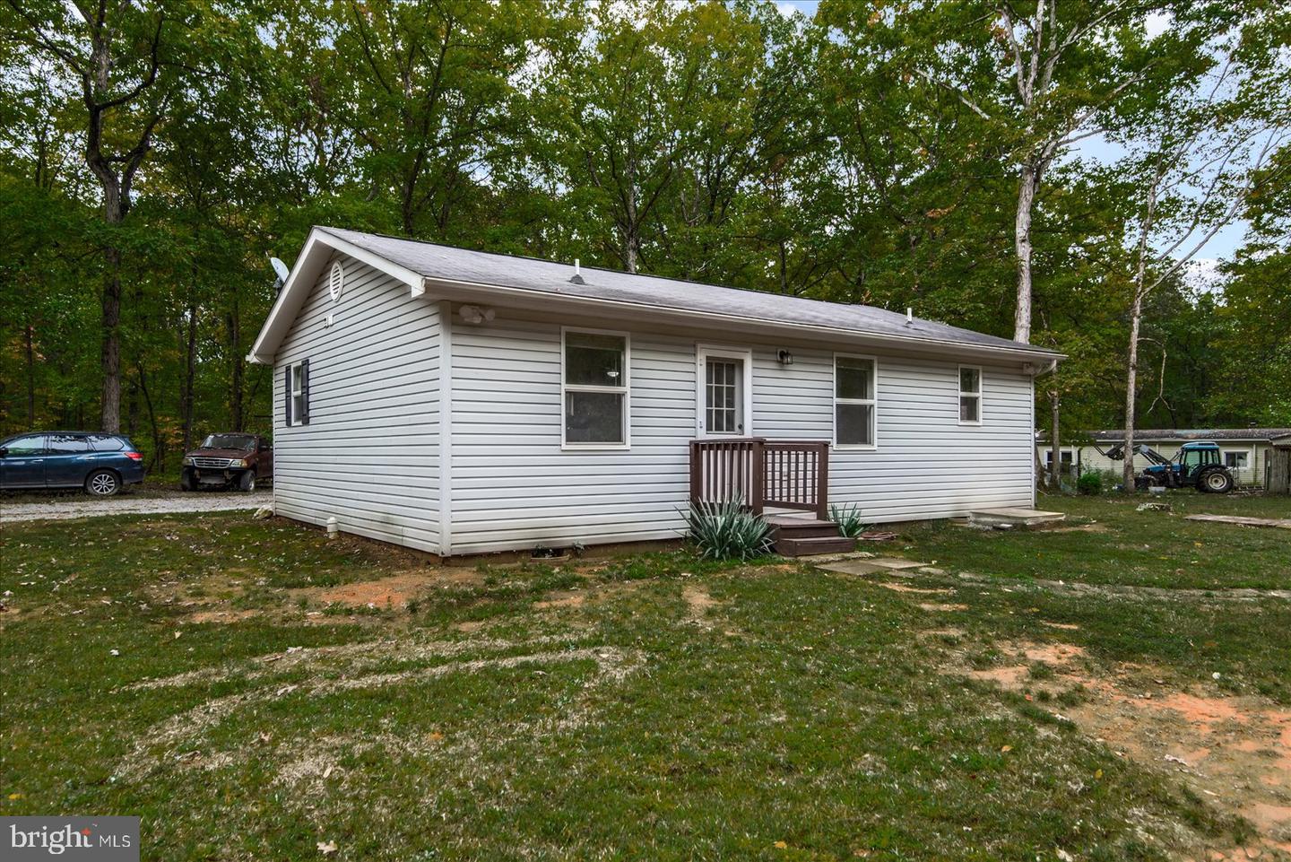 11402 RAILROAD LN, LOCUST GROVE, Virginia 22508, 2 Bedrooms Bedrooms, ,2 BathroomsBathrooms,Residential,For sale,11402 RAILROAD LN,VASP2036680 MLS # VASP2036680