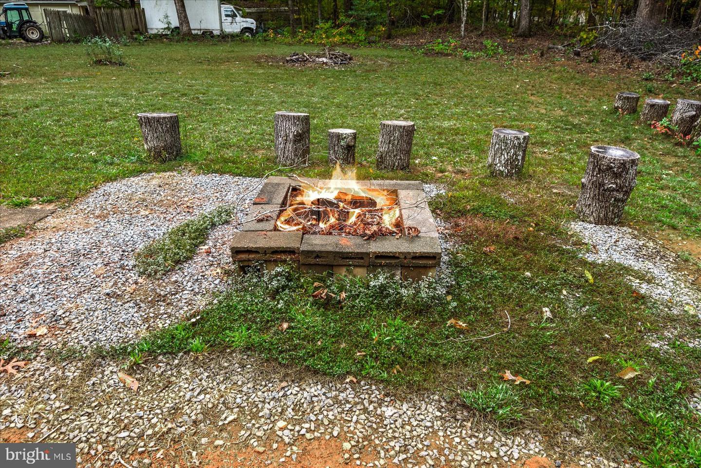 11402 RAILROAD LN, LOCUST GROVE, Virginia 22508, 2 Bedrooms Bedrooms, ,2 BathroomsBathrooms,Residential,For sale,11402 RAILROAD LN,VASP2036680 MLS # VASP2036680