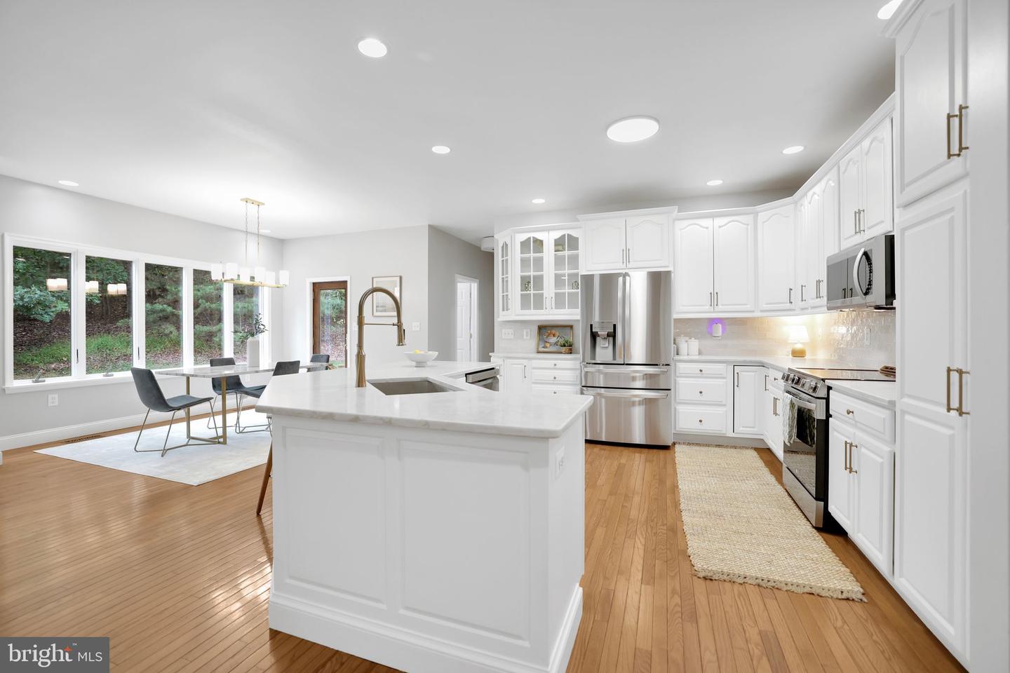 41541 CARTER RIDGE LN, LEESBURG, Virginia 20176, 6 Bedrooms Bedrooms, ,4 BathroomsBathrooms,Residential,For sale,41541 CARTER RIDGE LN,VALO2108264 MLS # VALO2108264