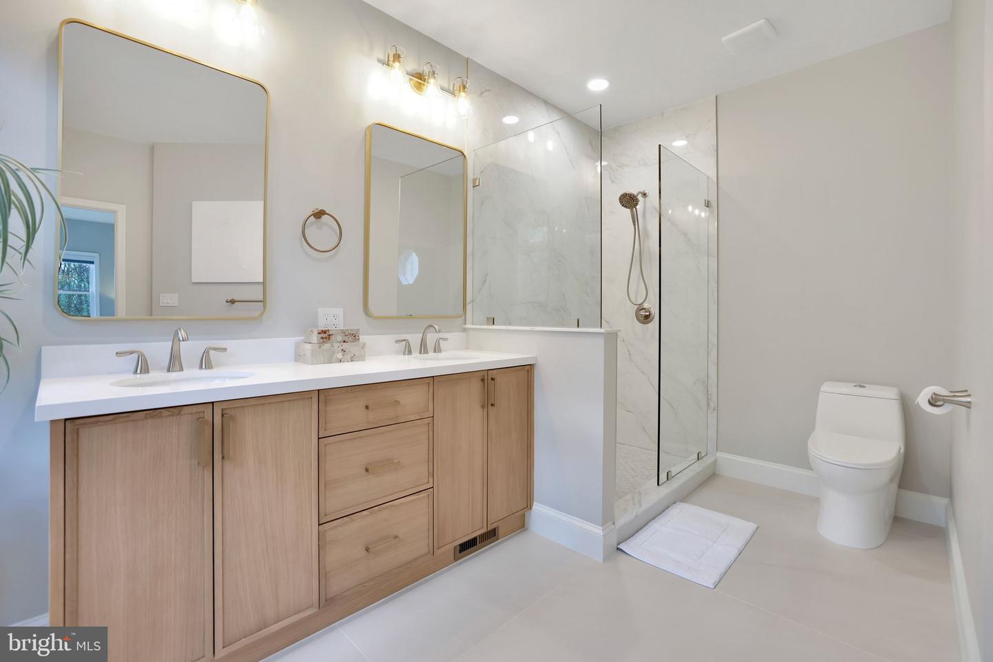 41541 CARTER RIDGE LN, LEESBURG, Virginia 20176, 6 Bedrooms Bedrooms, ,4 BathroomsBathrooms,Residential,For sale,41541 CARTER RIDGE LN,VALO2108264 MLS # VALO2108264