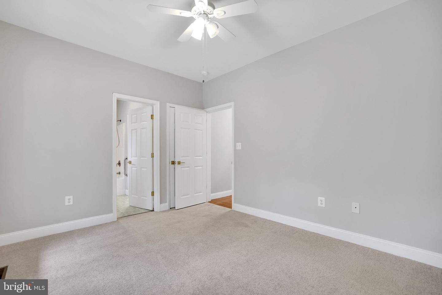 41541 CARTER RIDGE LN, LEESBURG, Virginia 20176, 6 Bedrooms Bedrooms, ,4 BathroomsBathrooms,Residential,For sale,41541 CARTER RIDGE LN,VALO2108264 MLS # VALO2108264