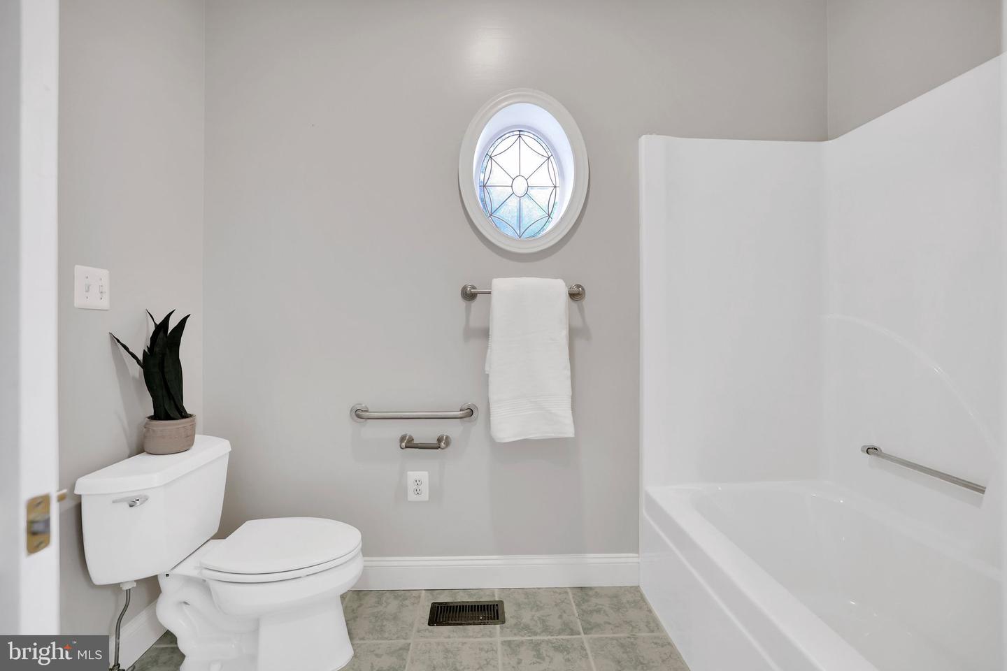 41541 CARTER RIDGE LN, LEESBURG, Virginia 20176, 6 Bedrooms Bedrooms, ,4 BathroomsBathrooms,Residential,For sale,41541 CARTER RIDGE LN,VALO2108264 MLS # VALO2108264