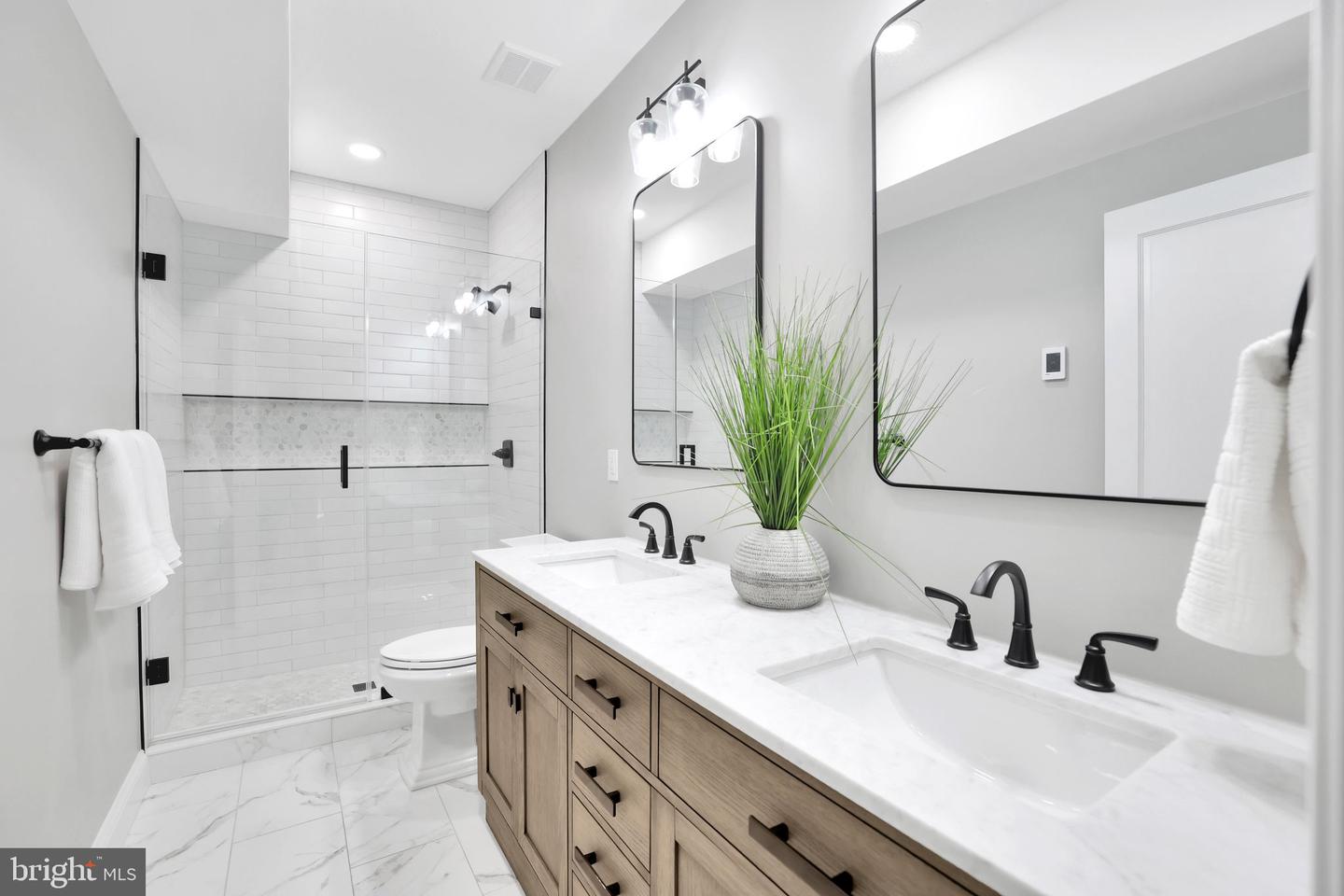 41541 CARTER RIDGE LN, LEESBURG, Virginia 20176, 6 Bedrooms Bedrooms, ,4 BathroomsBathrooms,Residential,For sale,41541 CARTER RIDGE LN,VALO2108264 MLS # VALO2108264