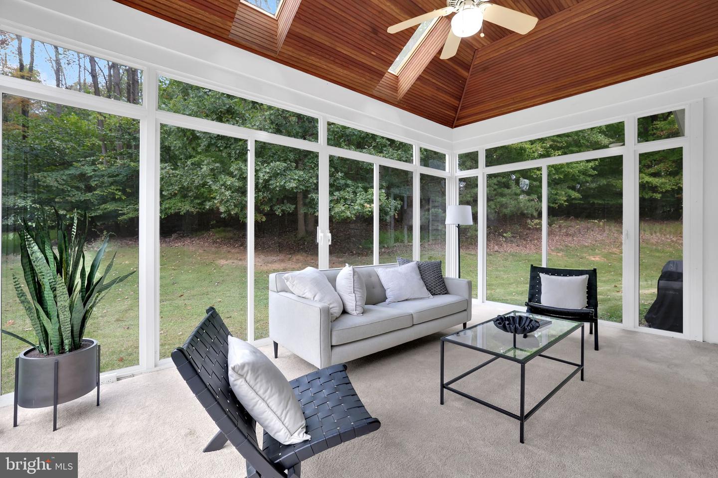 41541 CARTER RIDGE LN, LEESBURG, Virginia 20176, 6 Bedrooms Bedrooms, ,4 BathroomsBathrooms,Residential,For sale,41541 CARTER RIDGE LN,VALO2108264 MLS # VALO2108264