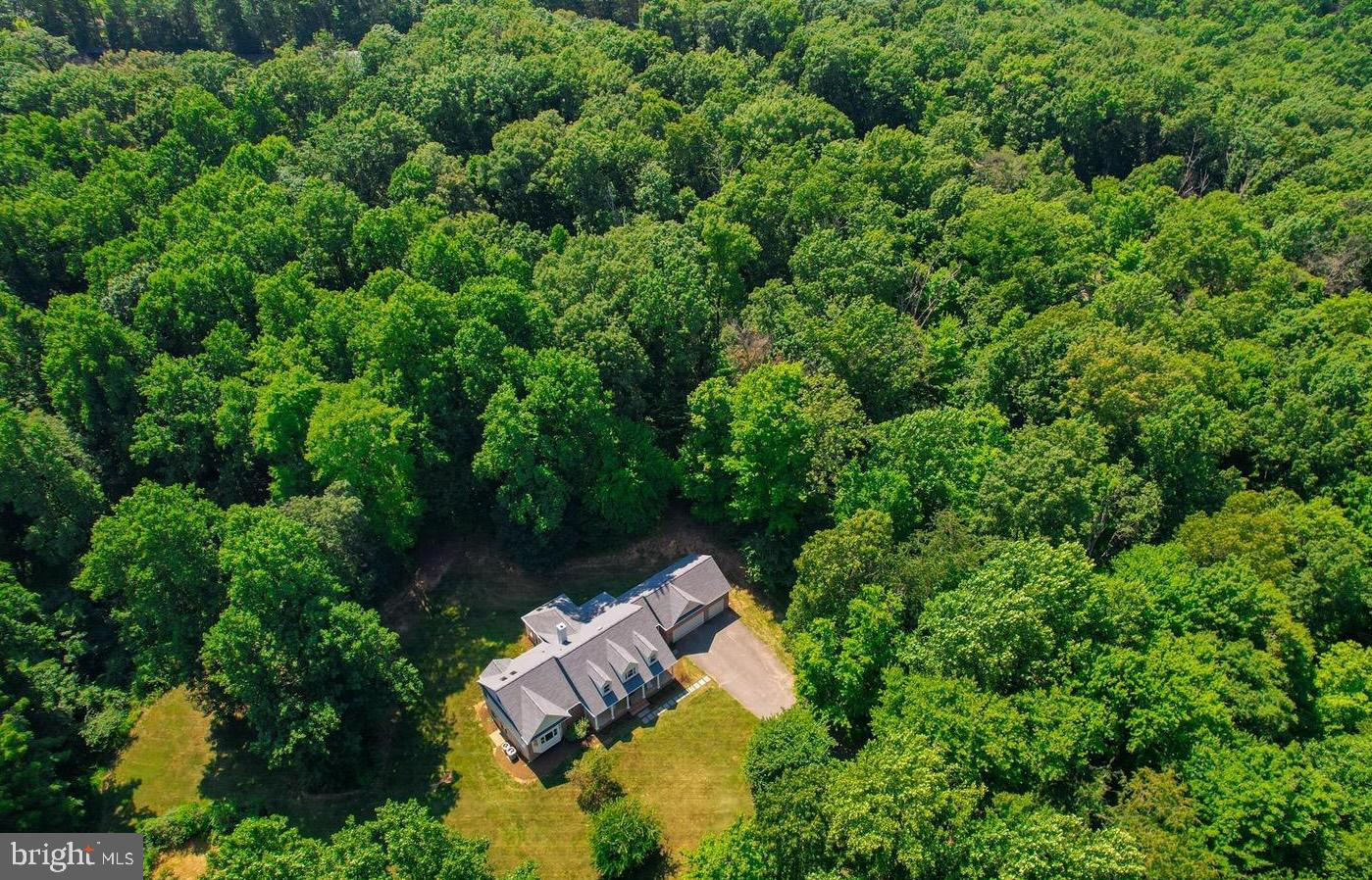 41541 CARTER RIDGE LN, LEESBURG, Virginia 20176, 6 Bedrooms Bedrooms, ,4 BathroomsBathrooms,Residential,For sale,41541 CARTER RIDGE LN,VALO2108264 MLS # VALO2108264