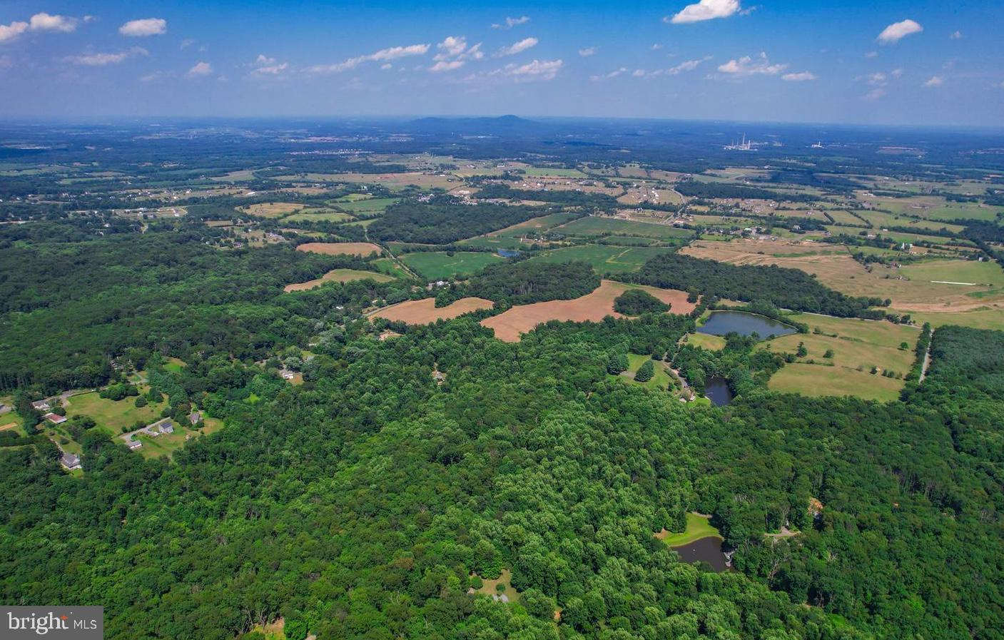 41541 CARTER RIDGE LN, LEESBURG, Virginia 20176, 6 Bedrooms Bedrooms, ,4 BathroomsBathrooms,Residential,For sale,41541 CARTER RIDGE LN,VALO2108264 MLS # VALO2108264