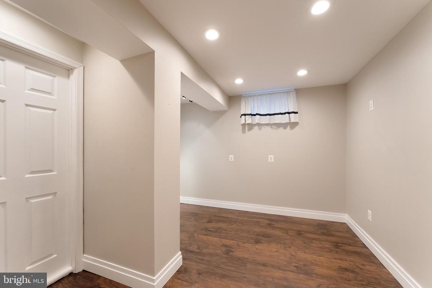 10841 WELBURY CT, RESTON, Virginia 20194, 4 Bedrooms Bedrooms, ,3 BathroomsBathrooms,Residential,For sale,10841 WELBURY CT,VAFX2272894 MLS # VAFX2272894
