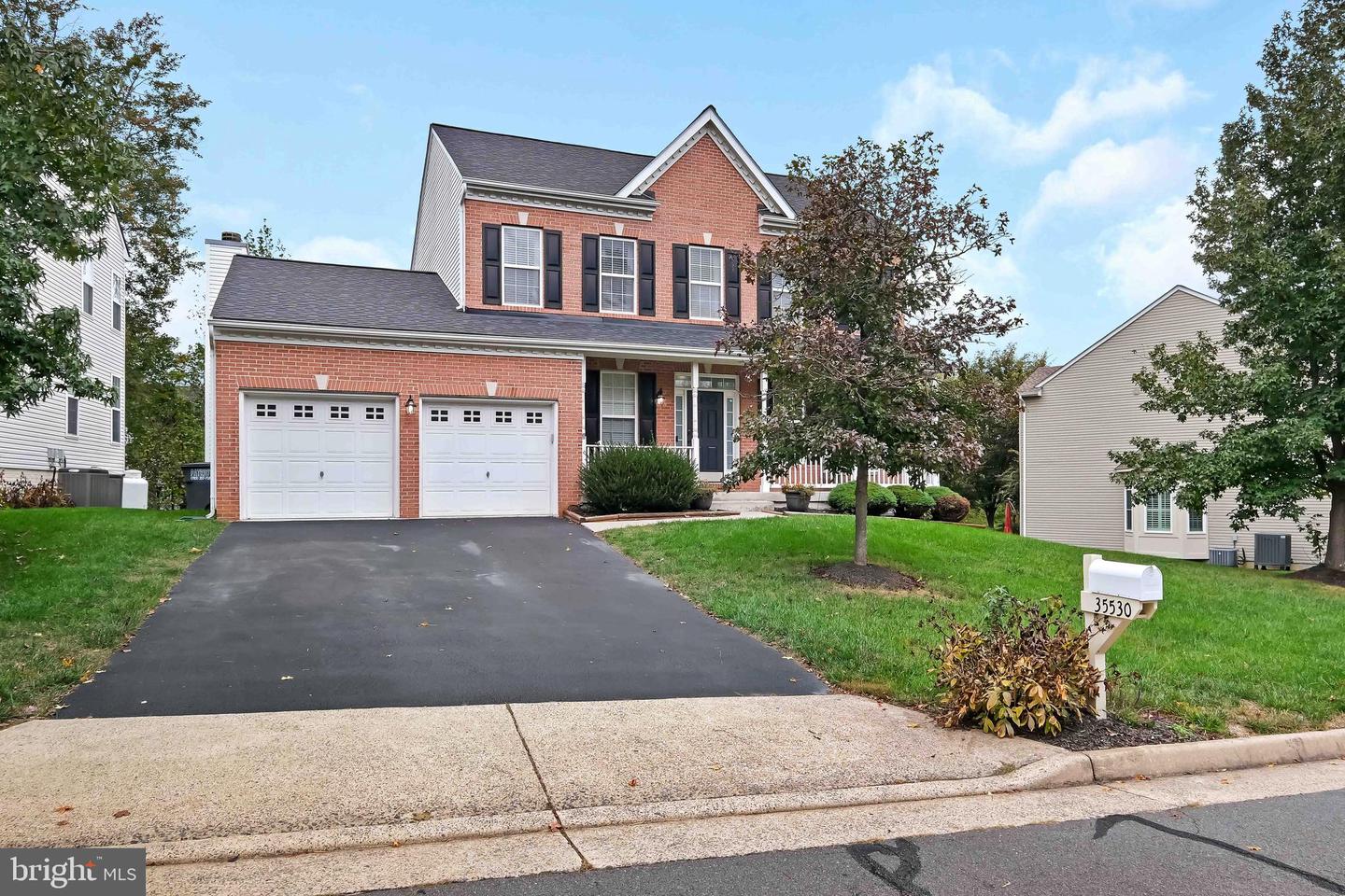 35530 SARASOTA ST, ROUND HILL, Virginia 20141, 4 Bedrooms Bedrooms, ,3 BathroomsBathrooms,Residential,For sale,35530 SARASOTA ST,VALO2108368 MLS # VALO2108368