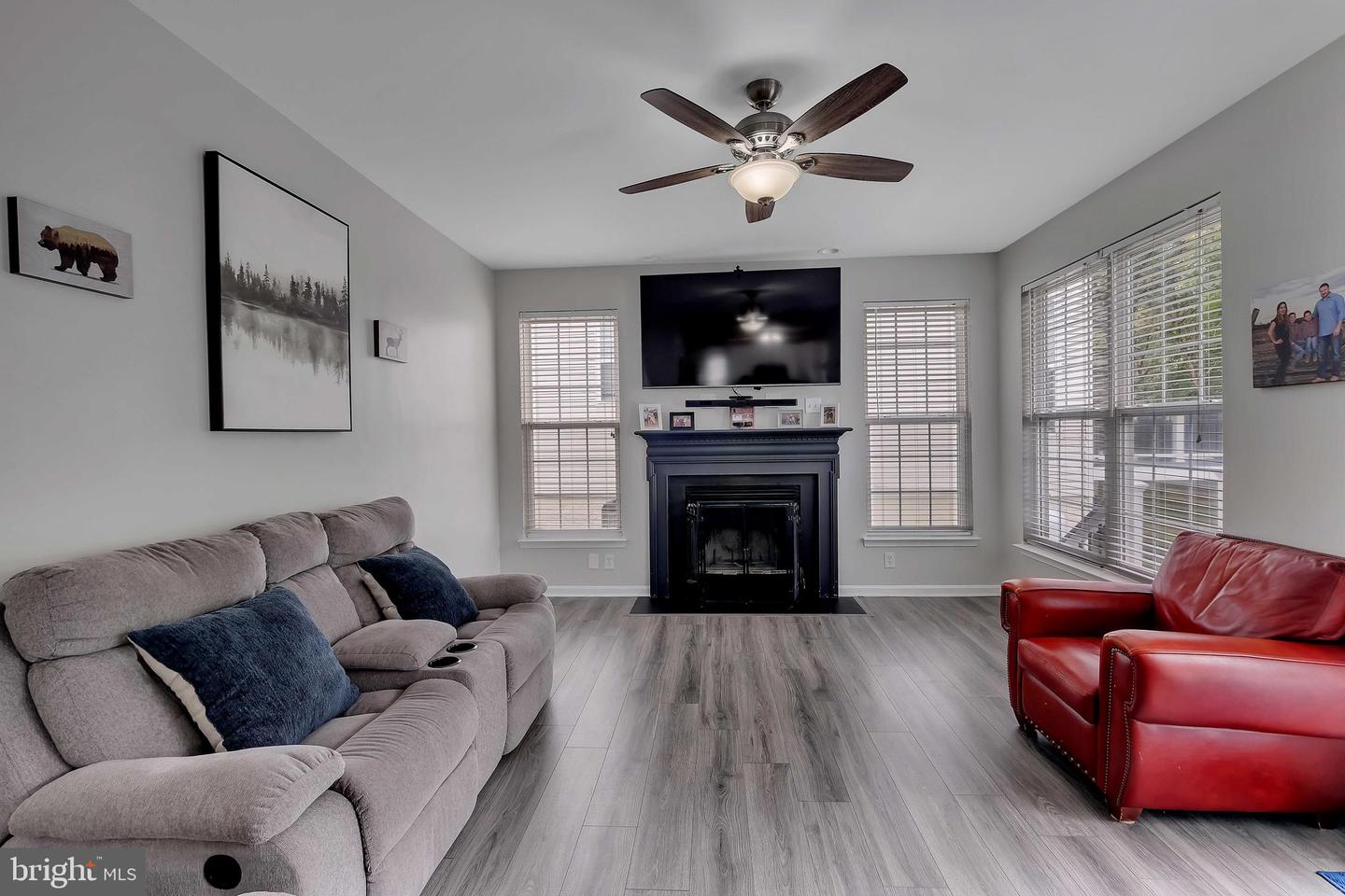 35530 SARASOTA ST, ROUND HILL, Virginia 20141, 4 Bedrooms Bedrooms, ,3 BathroomsBathrooms,Residential,For sale,35530 SARASOTA ST,VALO2108368 MLS # VALO2108368