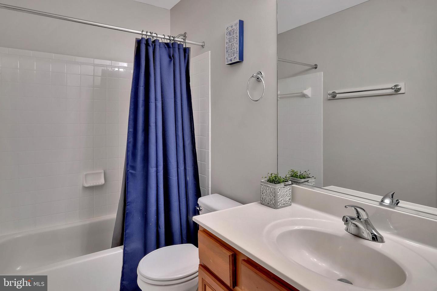 35530 SARASOTA ST, ROUND HILL, Virginia 20141, 4 Bedrooms Bedrooms, ,3 BathroomsBathrooms,Residential,For sale,35530 SARASOTA ST,VALO2108368 MLS # VALO2108368