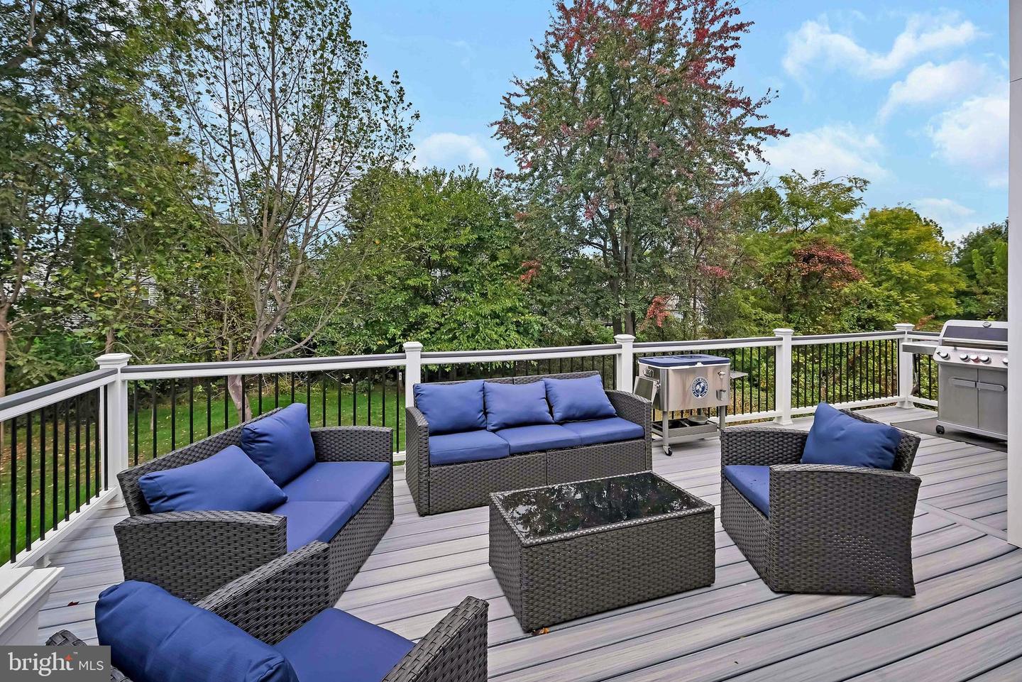35530 SARASOTA ST, ROUND HILL, Virginia 20141, 4 Bedrooms Bedrooms, ,3 BathroomsBathrooms,Residential,For sale,35530 SARASOTA ST,VALO2108368 MLS # VALO2108368
