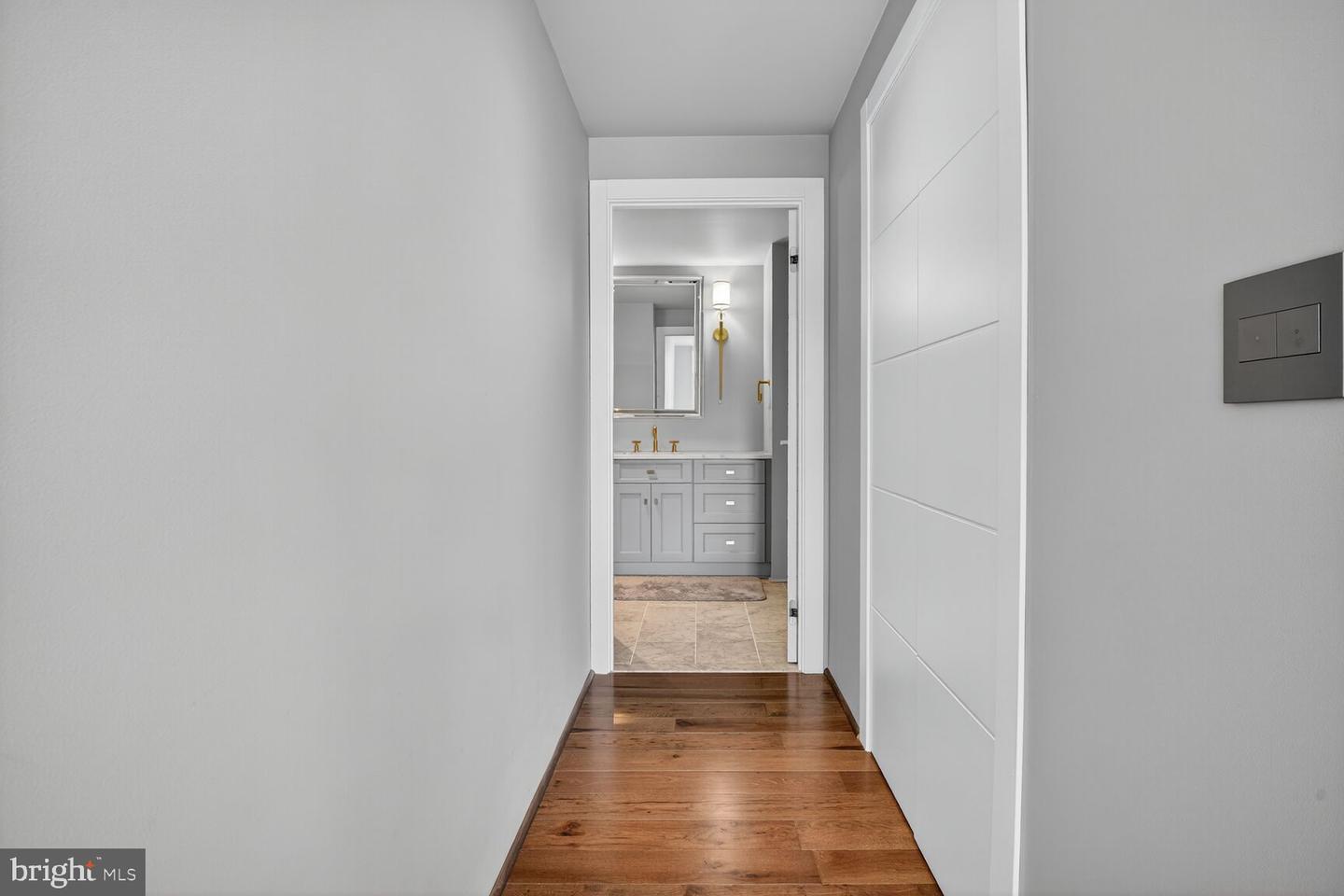8220 CRESTWOOD HEIGHTS DR #712, MCLEAN, Virginia 22102, 2 Bedrooms Bedrooms, 4 Rooms Rooms,2 BathroomsBathrooms,Residential,For sale,8220 CRESTWOOD HEIGHTS DR #712,VAFX2273122 MLS # VAFX2273122
