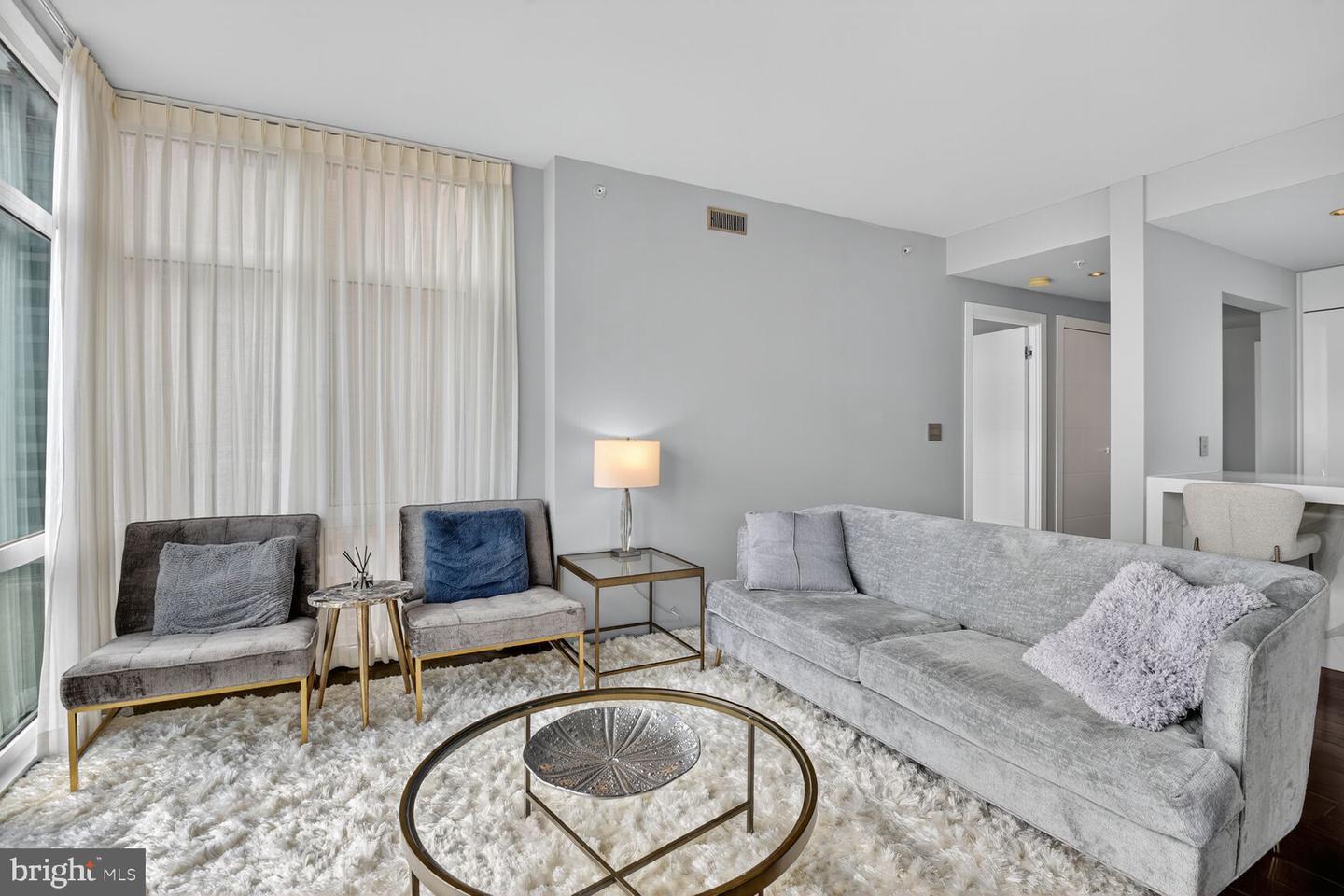 8220 CRESTWOOD HEIGHTS DR #712, MCLEAN, Virginia 22102, 2 Bedrooms Bedrooms, 4 Rooms Rooms,2 BathroomsBathrooms,Residential,For sale,8220 CRESTWOOD HEIGHTS DR #712,VAFX2273122 MLS # VAFX2273122