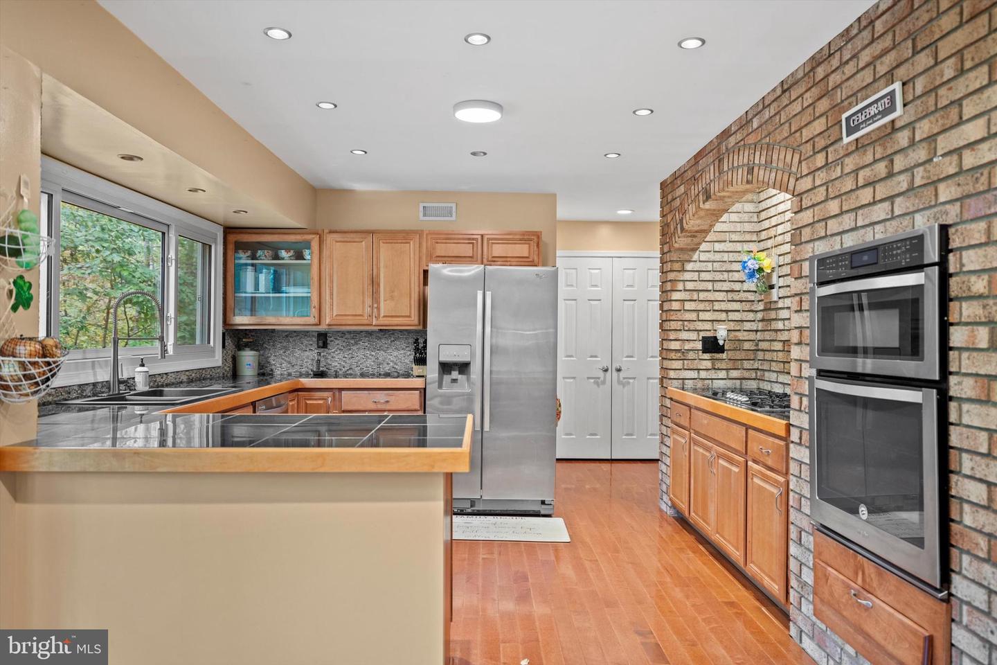 7414 KETTLE RIDGE DR, NOKESVILLE, Virginia 20181, 4 Bedrooms Bedrooms, ,2 BathroomsBathrooms,Residential,For sale,7414 KETTLE RIDGE DR,VAFQ2019316 MLS # VAFQ2019316