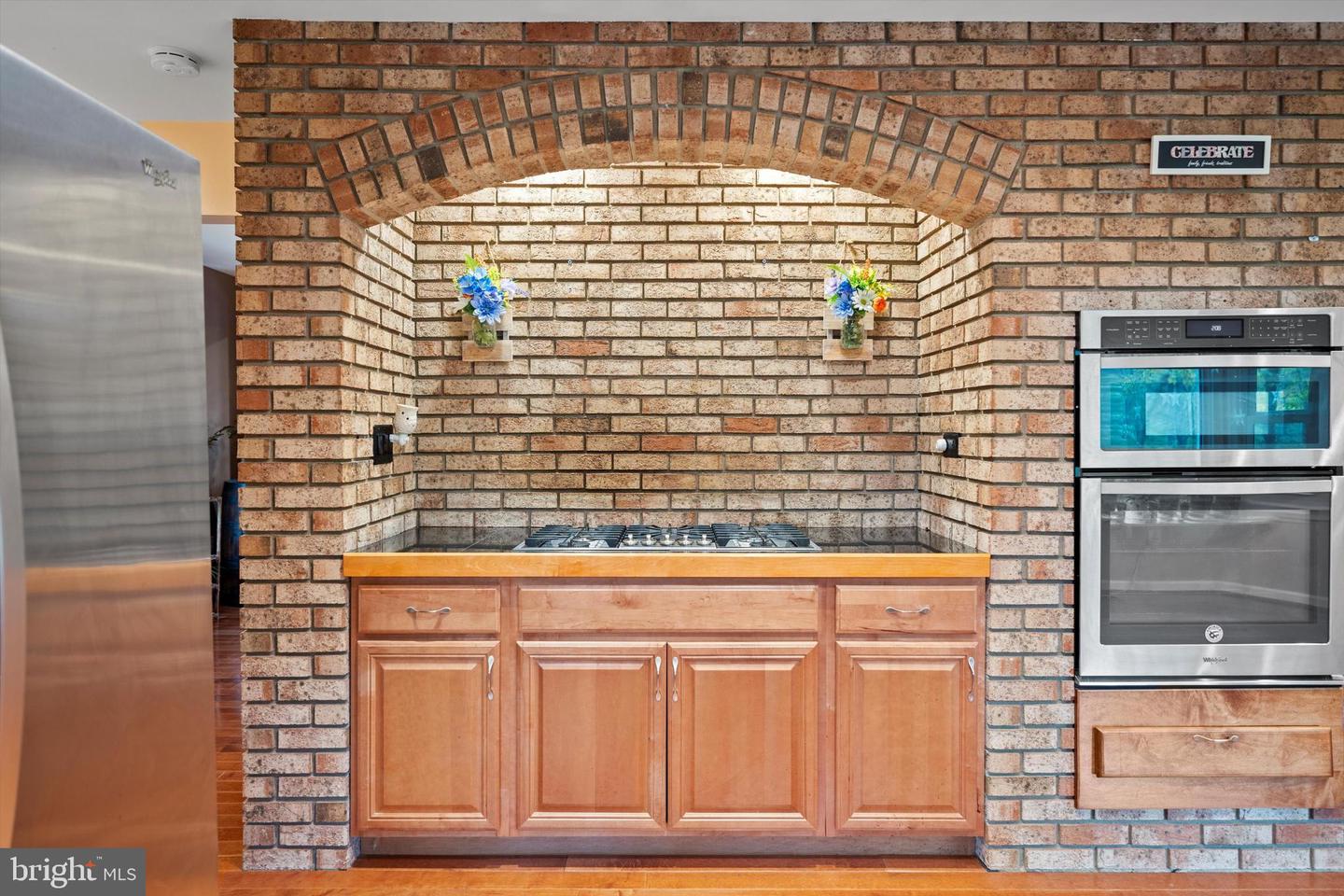 7414 KETTLE RIDGE DR, NOKESVILLE, Virginia 20181, 4 Bedrooms Bedrooms, ,2 BathroomsBathrooms,Residential,For sale,7414 KETTLE RIDGE DR,VAFQ2019316 MLS # VAFQ2019316