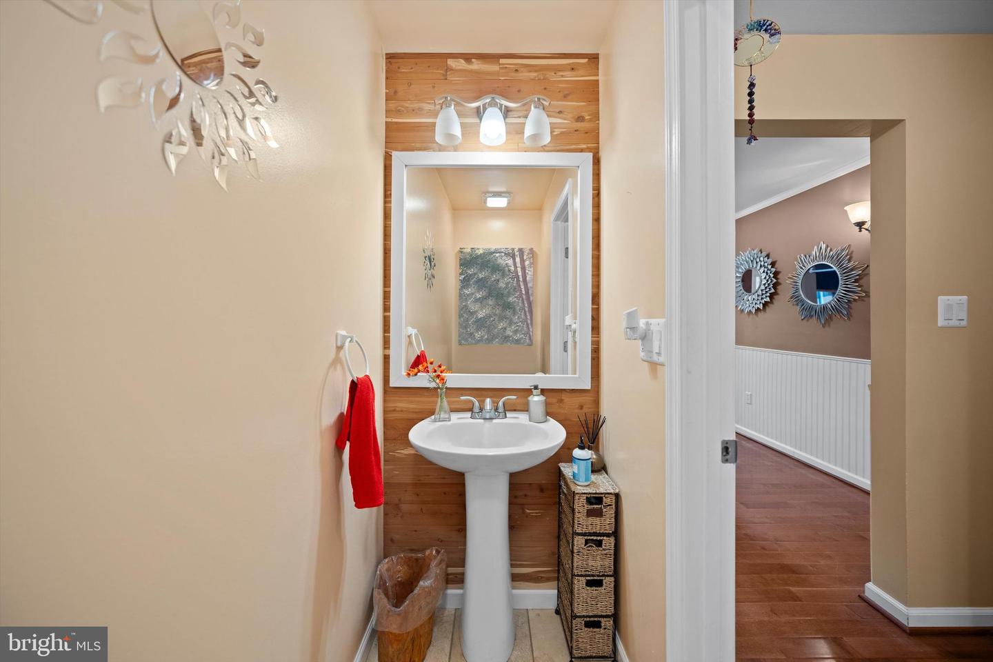 7414 KETTLE RIDGE DR, NOKESVILLE, Virginia 20181, 4 Bedrooms Bedrooms, ,2 BathroomsBathrooms,Residential,For sale,7414 KETTLE RIDGE DR,VAFQ2019316 MLS # VAFQ2019316