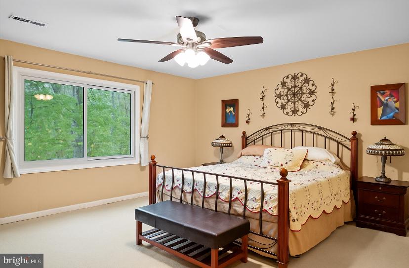 7414 KETTLE RIDGE DR, NOKESVILLE, Virginia 20181, 4 Bedrooms Bedrooms, ,2 BathroomsBathrooms,Residential,For sale,7414 KETTLE RIDGE DR,VAFQ2019316 MLS # VAFQ2019316