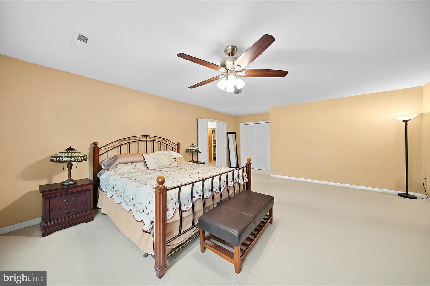 7414 KETTLE RIDGE DR, NOKESVILLE, Virginia 20181, 4 Bedrooms Bedrooms, ,2 BathroomsBathrooms,Residential,For sale,7414 KETTLE RIDGE DR,VAFQ2019316 MLS # VAFQ2019316
