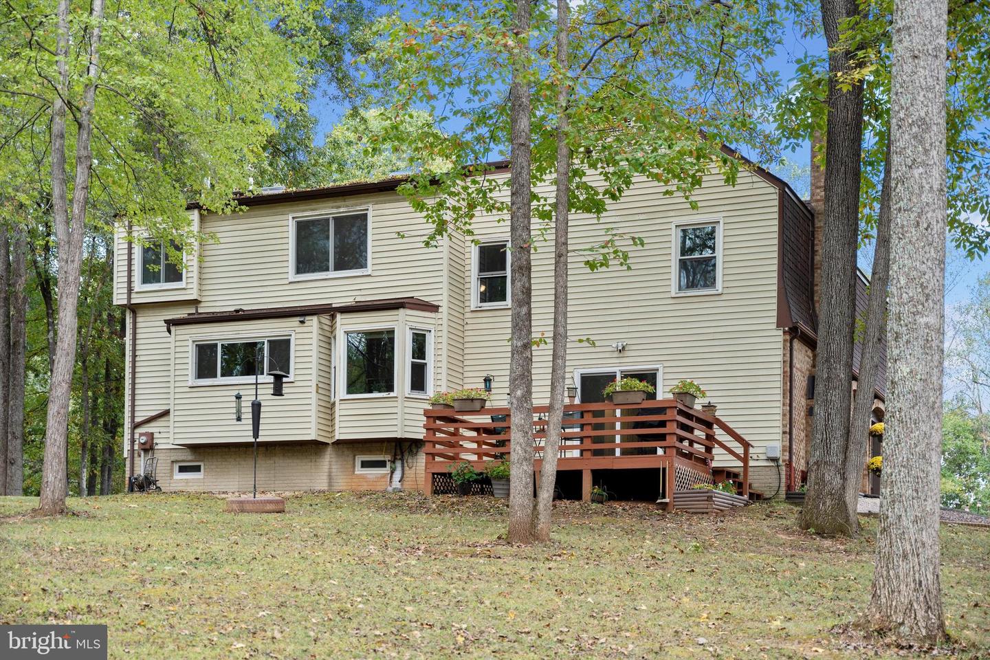 7414 KETTLE RIDGE DR, NOKESVILLE, Virginia 20181, 4 Bedrooms Bedrooms, ,2 BathroomsBathrooms,Residential,For sale,7414 KETTLE RIDGE DR,VAFQ2019316 MLS # VAFQ2019316