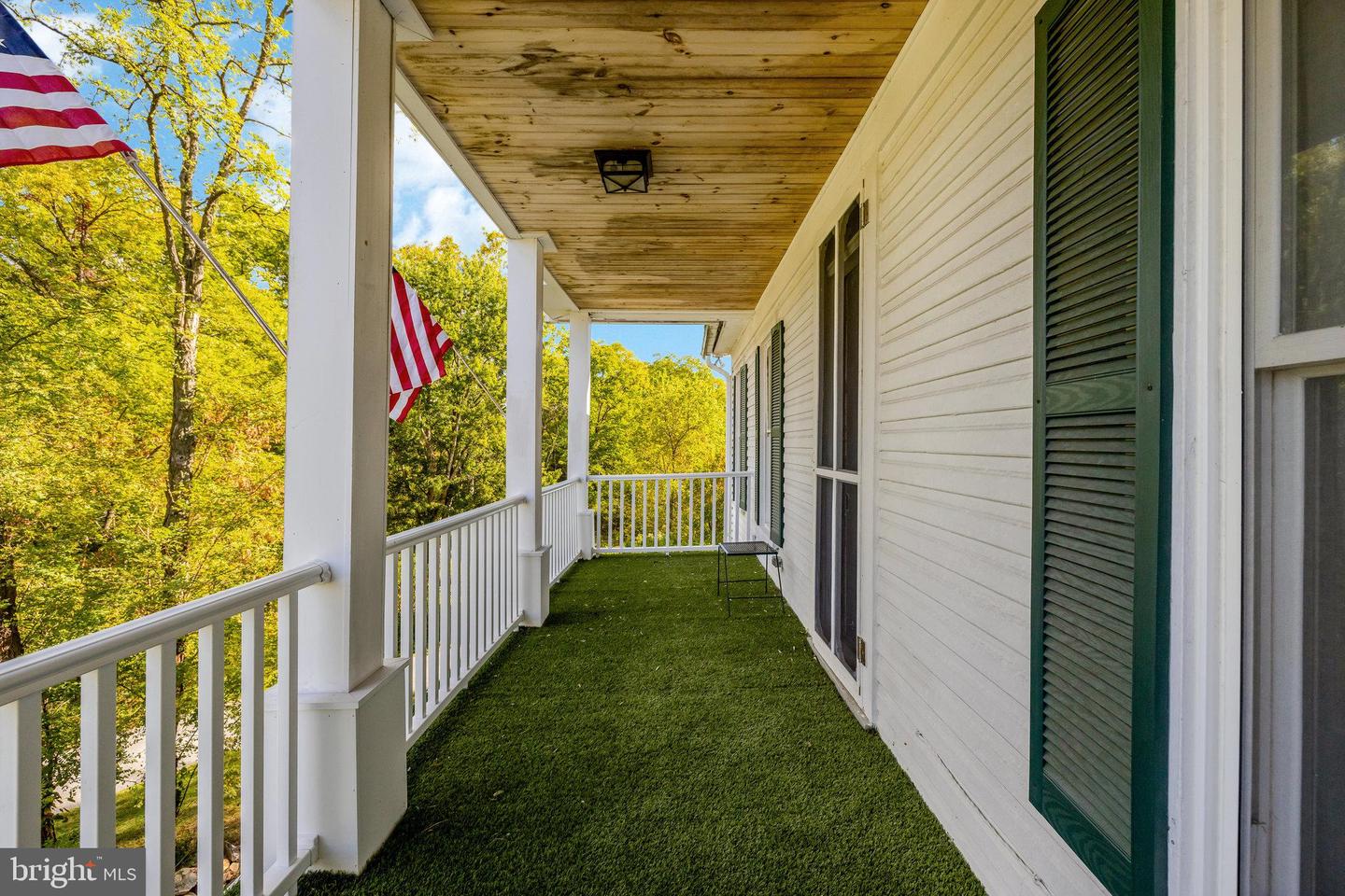 39 NEW CUT RD, ROUND HILL, Virginia 20141, 7 Bedrooms Bedrooms, ,3 BathroomsBathrooms,Residential,For sale,39 NEW CUT RD,VALO2108464 MLS # VALO2108464
