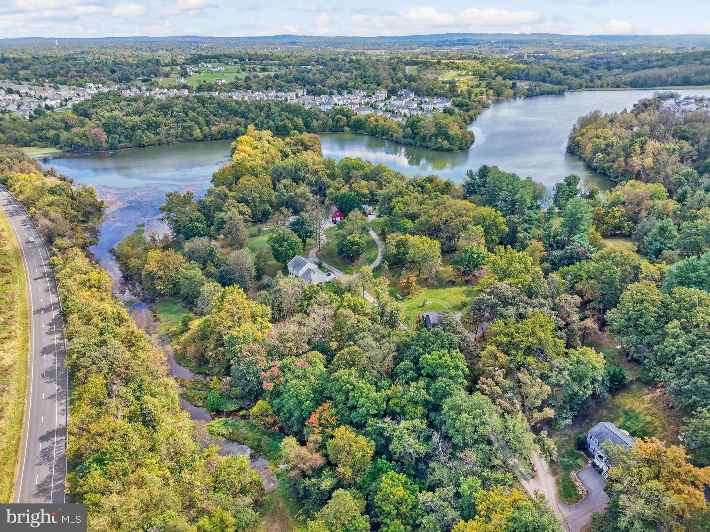 39 NEW CUT RD, ROUND HILL, Virginia 20141, 7 Bedrooms Bedrooms, ,3 BathroomsBathrooms,Residential,For sale,39 NEW CUT RD,VALO2108464 MLS # VALO2108464