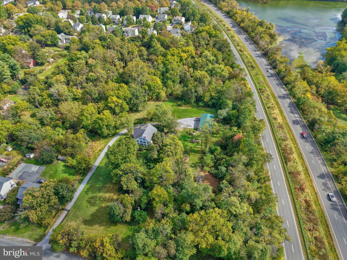 39 NEW CUT RD, ROUND HILL, Virginia 20141, 7 Bedrooms Bedrooms, ,3 BathroomsBathrooms,Residential,For sale,39 NEW CUT RD,VALO2108464 MLS # VALO2108464