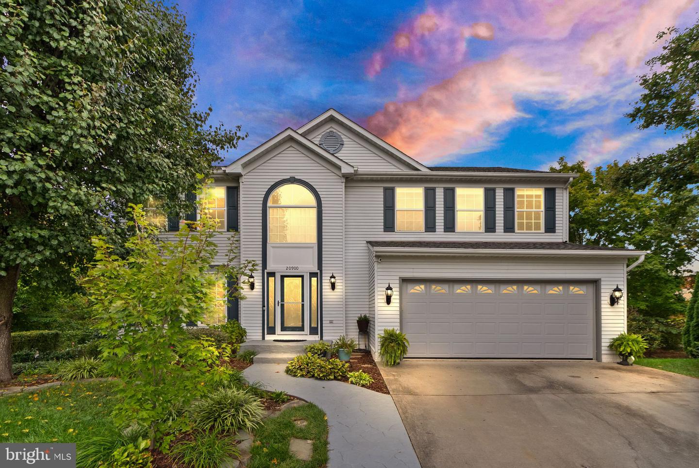 20900 HOLLYBERRY CT, ASHBURN, Virginia 20147, 5 Bedrooms Bedrooms, ,3 BathroomsBathrooms,Residential,For sale,20900 HOLLYBERRY CT,VALO2108522 MLS # VALO2108522