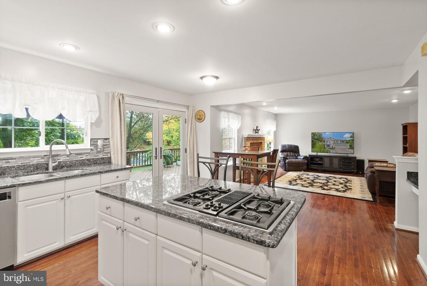 20900 HOLLYBERRY CT, ASHBURN, Virginia 20147, 5 Bedrooms Bedrooms, ,3 BathroomsBathrooms,Residential,For sale,20900 HOLLYBERRY CT,VALO2108522 MLS # VALO2108522