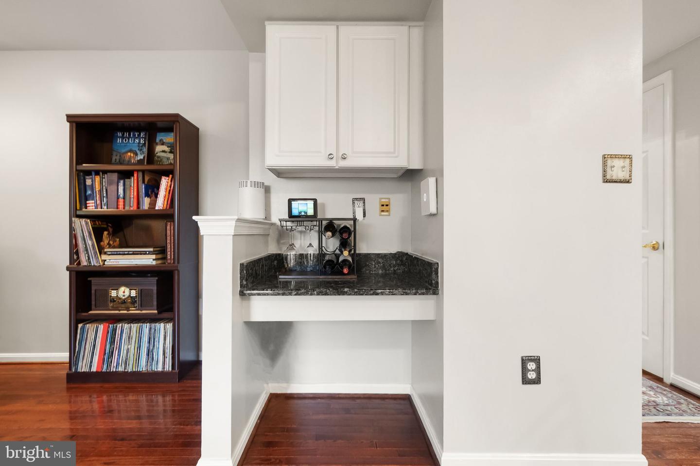 20900 HOLLYBERRY CT, ASHBURN, Virginia 20147, 5 Bedrooms Bedrooms, ,3 BathroomsBathrooms,Residential,For sale,20900 HOLLYBERRY CT,VALO2108522 MLS # VALO2108522