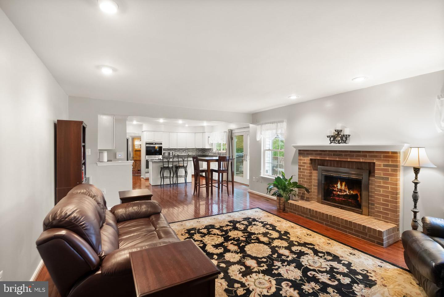 20900 HOLLYBERRY CT, ASHBURN, Virginia 20147, 5 Bedrooms Bedrooms, ,3 BathroomsBathrooms,Residential,For sale,20900 HOLLYBERRY CT,VALO2108522 MLS # VALO2108522