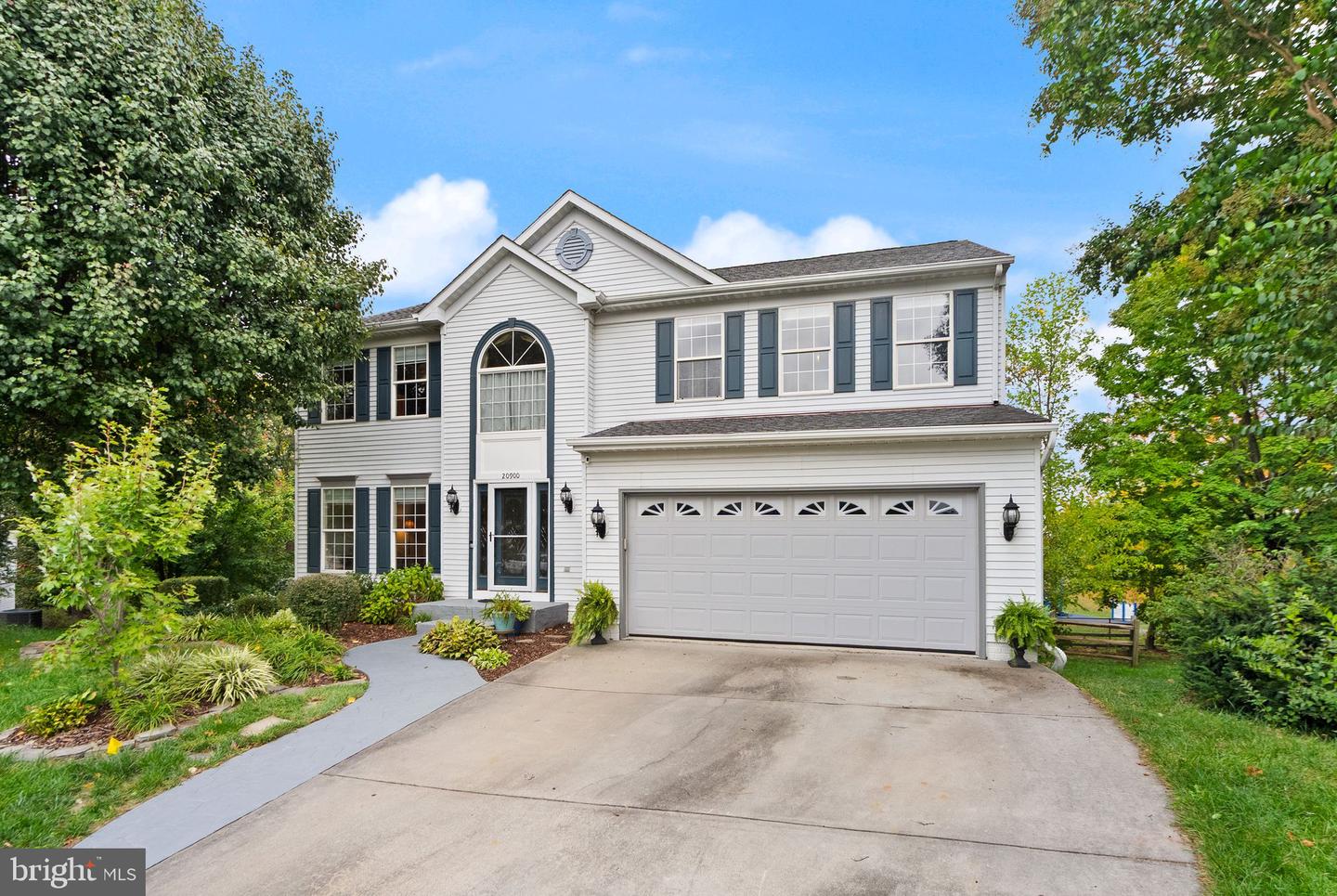 20900 HOLLYBERRY CT, ASHBURN, Virginia 20147, 5 Bedrooms Bedrooms, ,3 BathroomsBathrooms,Residential,For sale,20900 HOLLYBERRY CT,VALO2108522 MLS # VALO2108522