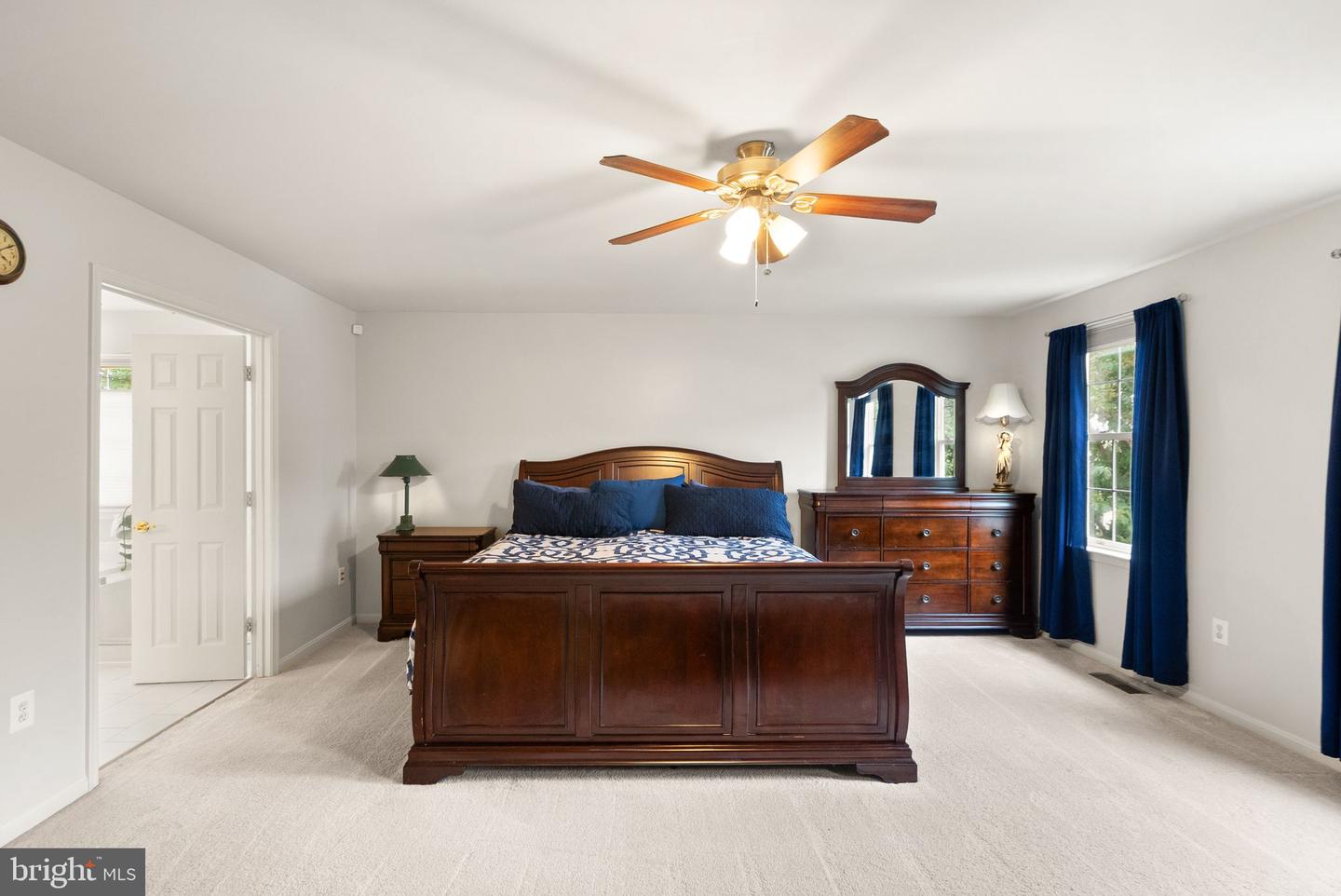 20900 HOLLYBERRY CT, ASHBURN, Virginia 20147, 5 Bedrooms Bedrooms, ,3 BathroomsBathrooms,Residential,For sale,20900 HOLLYBERRY CT,VALO2108522 MLS # VALO2108522