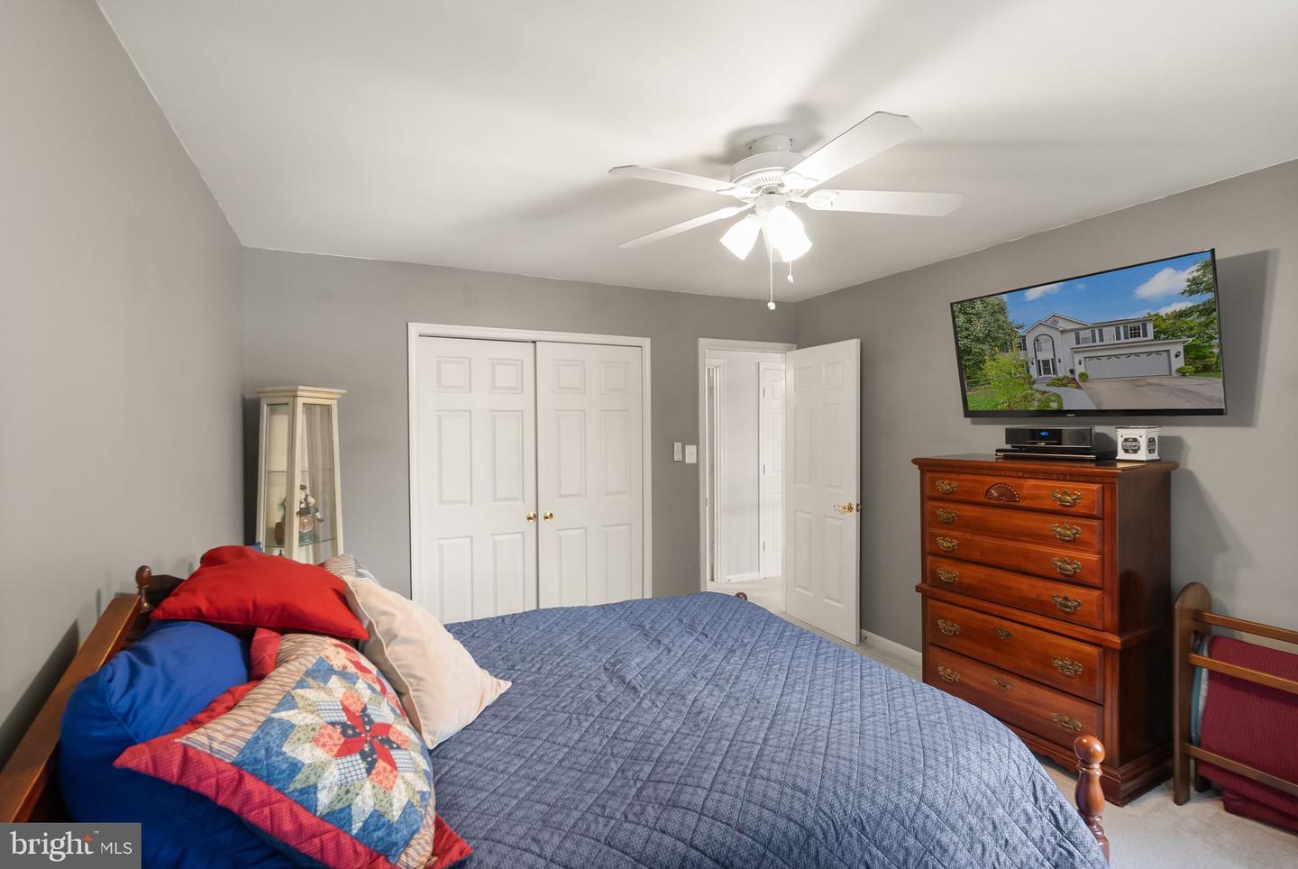20900 HOLLYBERRY CT, ASHBURN, Virginia 20147, 5 Bedrooms Bedrooms, ,3 BathroomsBathrooms,Residential,For sale,20900 HOLLYBERRY CT,VALO2108522 MLS # VALO2108522