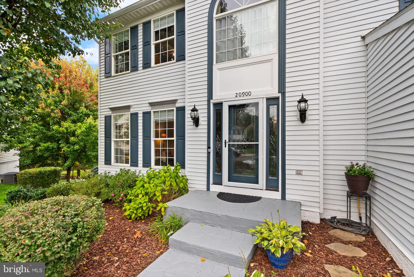 20900 HOLLYBERRY CT, ASHBURN, Virginia 20147, 5 Bedrooms Bedrooms, ,3 BathroomsBathrooms,Residential,For sale,20900 HOLLYBERRY CT,VALO2108522 MLS # VALO2108522