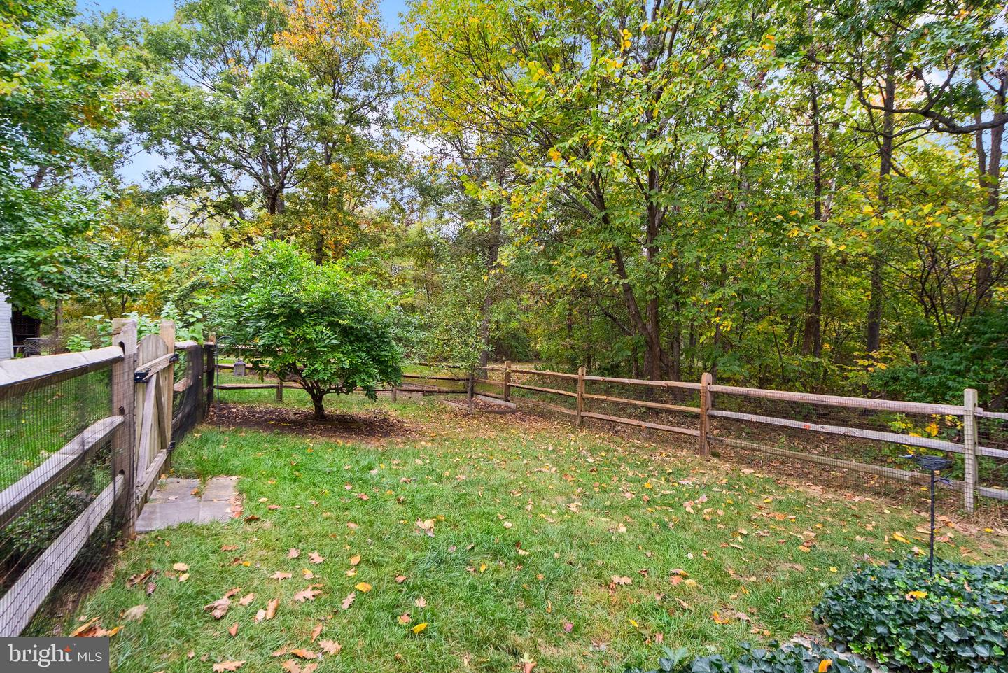 20900 HOLLYBERRY CT, ASHBURN, Virginia 20147, 5 Bedrooms Bedrooms, ,3 BathroomsBathrooms,Residential,For sale,20900 HOLLYBERRY CT,VALO2108522 MLS # VALO2108522