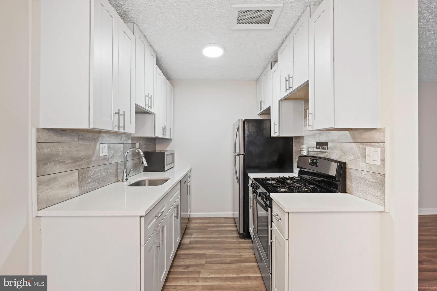 2325 42ND ST NW #420, WASHINGTON, District Of Columbia 20007, 1 Bedroom Bedrooms, ,1 BathroomBathrooms,Residential,For sale,2325 42ND ST NW #420,DCDC2226312 MLS # DCDC2226312
