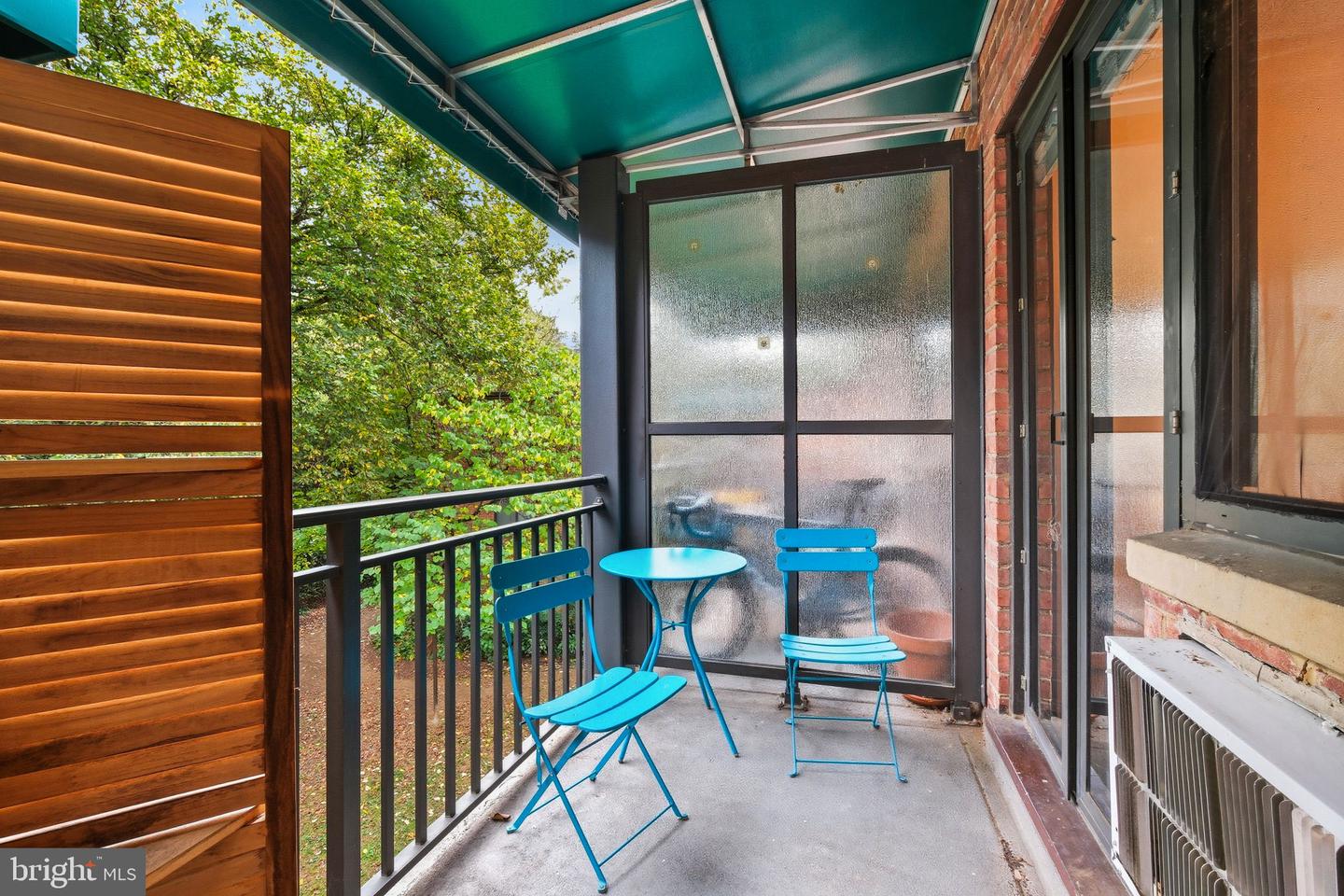 2325 42ND ST NW #420, WASHINGTON, District Of Columbia 20007, 1 Bedroom Bedrooms, ,1 BathroomBathrooms,Residential,For sale,2325 42ND ST NW #420,DCDC2226312 MLS # DCDC2226312