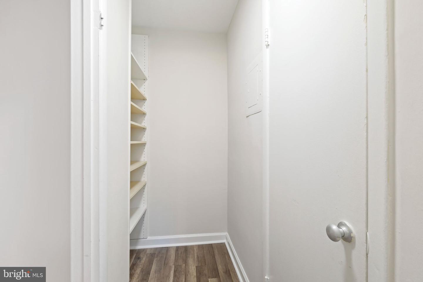 2325 42ND ST NW #420, WASHINGTON, District Of Columbia 20007, 1 Bedroom Bedrooms, ,1 BathroomBathrooms,Residential,For sale,2325 42ND ST NW #420,DCDC2226312 MLS # DCDC2226312