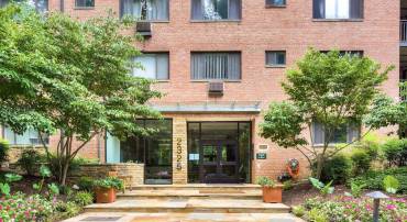 2325 42ND ST NW #420, WASHINGTON, District Of Columbia 20007, 1 Bedroom Bedrooms, ,1 BathroomBathrooms,Residential,For sale,2325 42ND ST NW #420,DCDC2226312 MLS # DCDC2226312