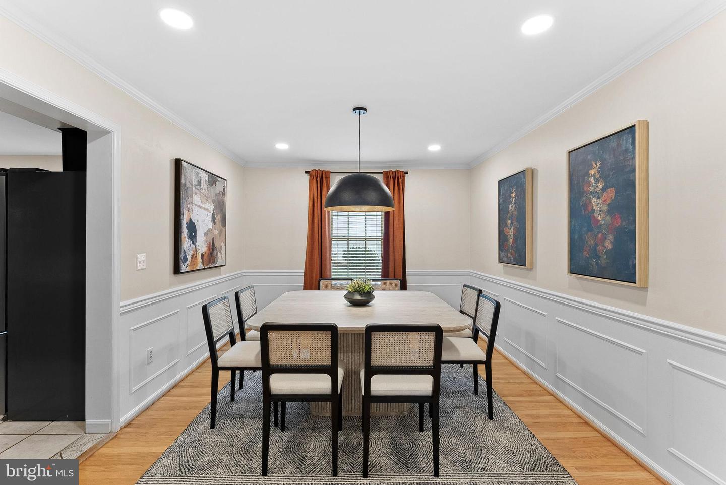 18 CHRISTOPHER LN, STERLING, Virginia 20165, 4 Bedrooms Bedrooms, 19 Rooms Rooms,3 BathroomsBathrooms,Residential,For sale,18 CHRISTOPHER LN,VALO2108554 MLS # VALO2108554