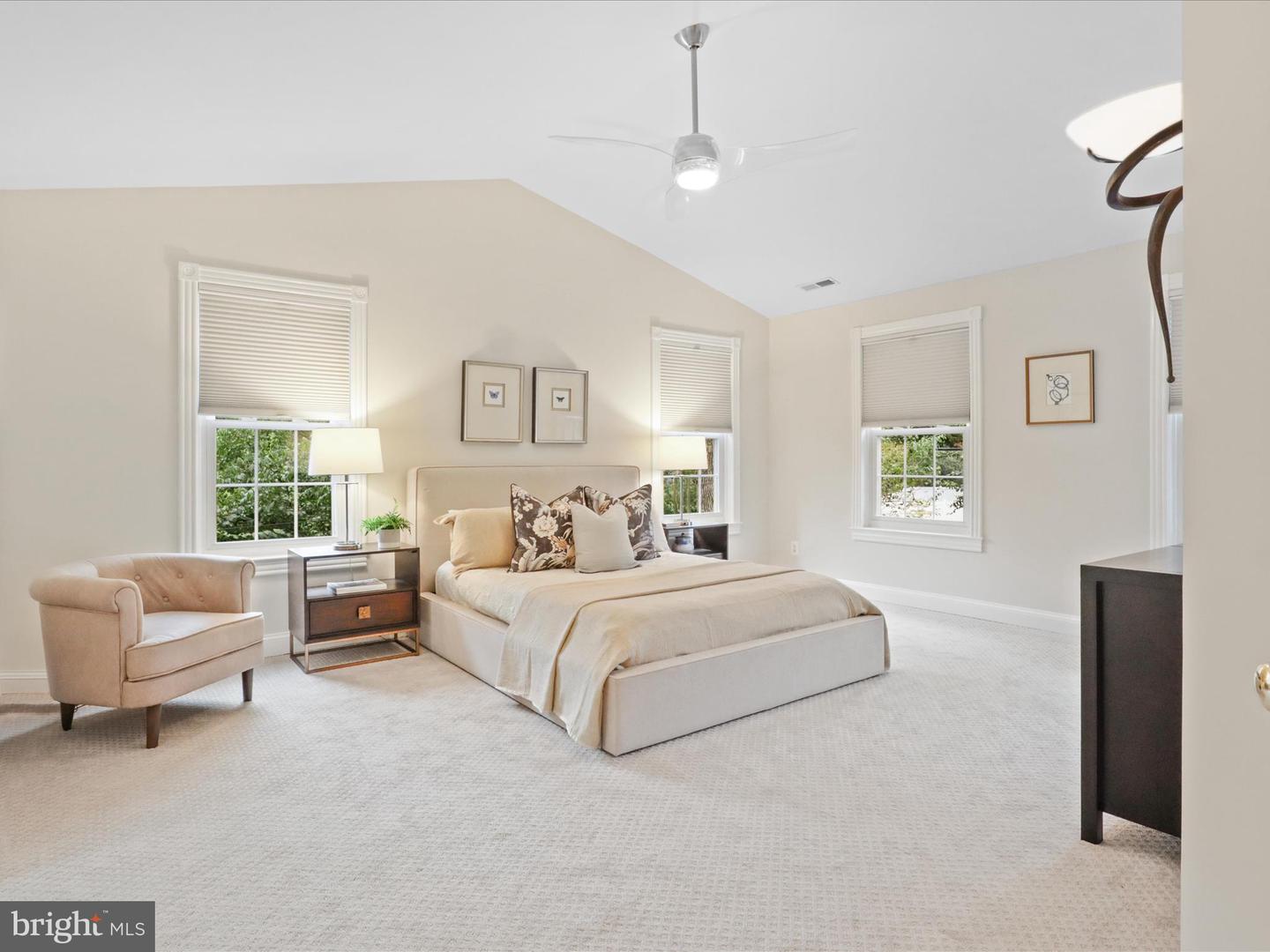 6100 35TH ST N, ARLINGTON, Virginia 22213, 5 Bedrooms Bedrooms, ,3 BathroomsBathrooms,Residential,For sale,6100 35TH ST N,VAAR2064748 MLS # VAAR2064748