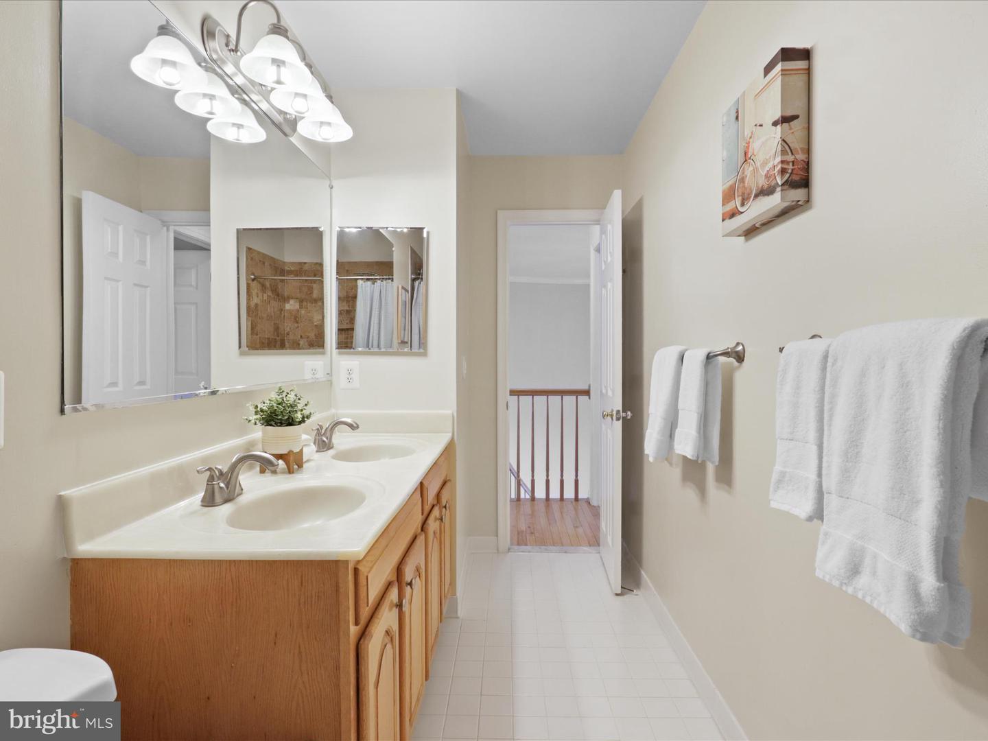 6100 35TH ST N, ARLINGTON, Virginia 22213, 5 Bedrooms Bedrooms, ,3 BathroomsBathrooms,Residential,For sale,6100 35TH ST N,VAAR2064748 MLS # VAAR2064748