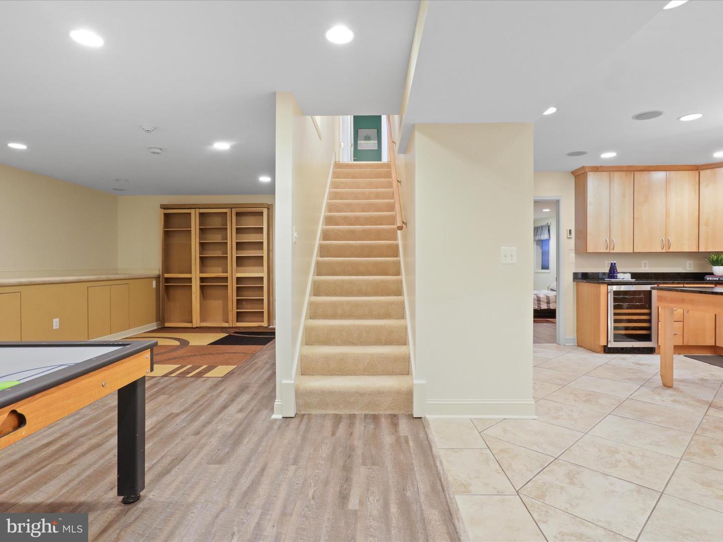 6100 35TH ST N, ARLINGTON, Virginia 22213, 5 Bedrooms Bedrooms, ,3 BathroomsBathrooms,Residential,For sale,6100 35TH ST N,VAAR2064748 MLS # VAAR2064748