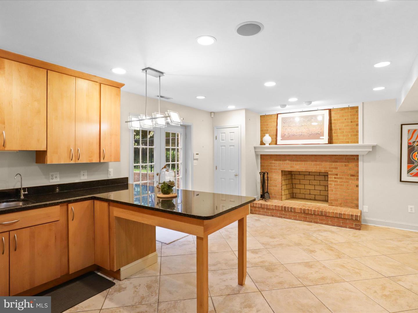 6100 35TH ST N, ARLINGTON, Virginia 22213, 5 Bedrooms Bedrooms, ,3 BathroomsBathrooms,Residential,For sale,6100 35TH ST N,VAAR2064748 MLS # VAAR2064748