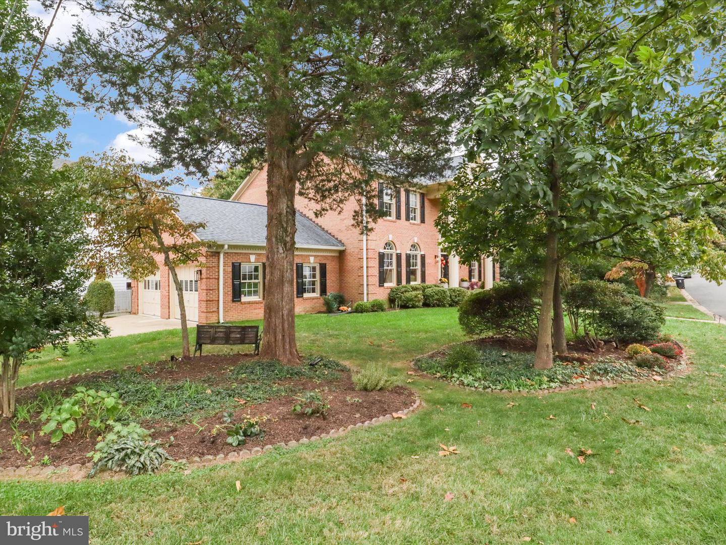 6100 35TH ST N, ARLINGTON, Virginia 22213, 5 Bedrooms Bedrooms, ,3 BathroomsBathrooms,Residential,For sale,6100 35TH ST N,VAAR2064748 MLS # VAAR2064748