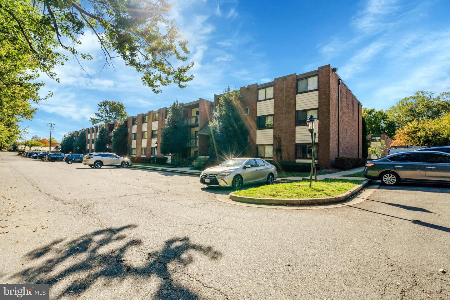 10723 W WEST DR #103, FAIRFAX, Virginia 22030, 2 Bedrooms Bedrooms, ,1 BathroomBathrooms,Residential,For sale,10723 W WEST DR #103,VAFC2007166 MLS # VAFC2007166