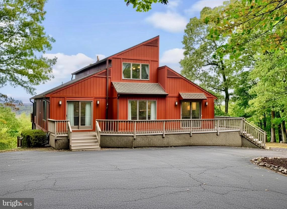 496 ANAMARIA LN, FRONT ROYAL, Virginia 22630, 3 Bedrooms Bedrooms, 16 Rooms Rooms,3 BathroomsBathrooms,Residential,For sale,496 ANAMARIA LN,VACL2006138 MLS # VACL2006138