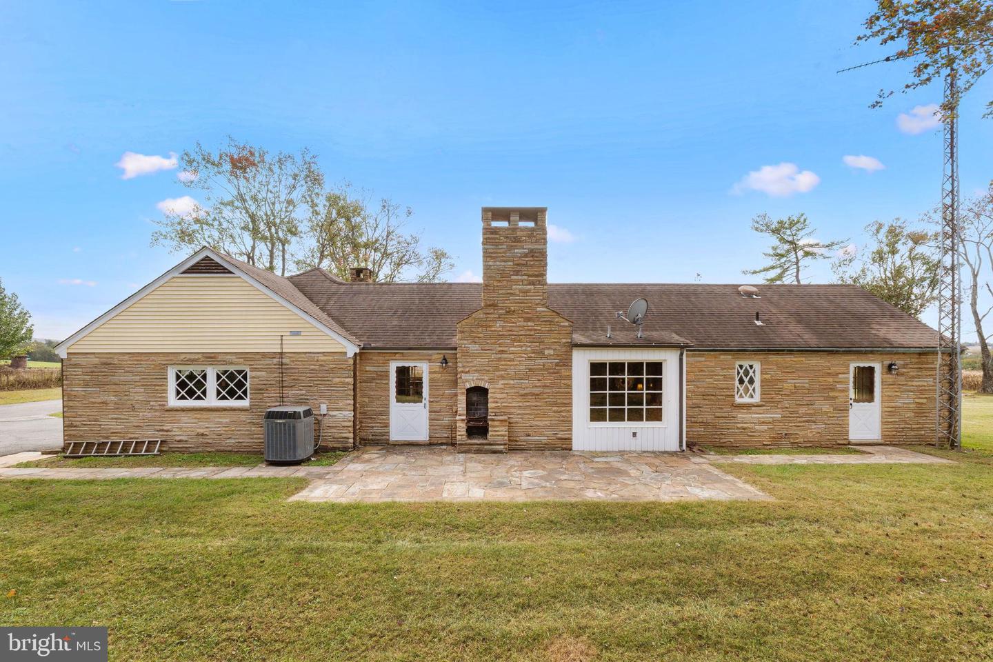 9441 CONSTITUTION HWY, SOMERSET, Virginia 22972, 2 Bedrooms Bedrooms, 7 Rooms Rooms,1 BathroomBathrooms,Residential,For sale,9441 CONSTITUTION HWY,VAOR2012532 MLS # VAOR2012532