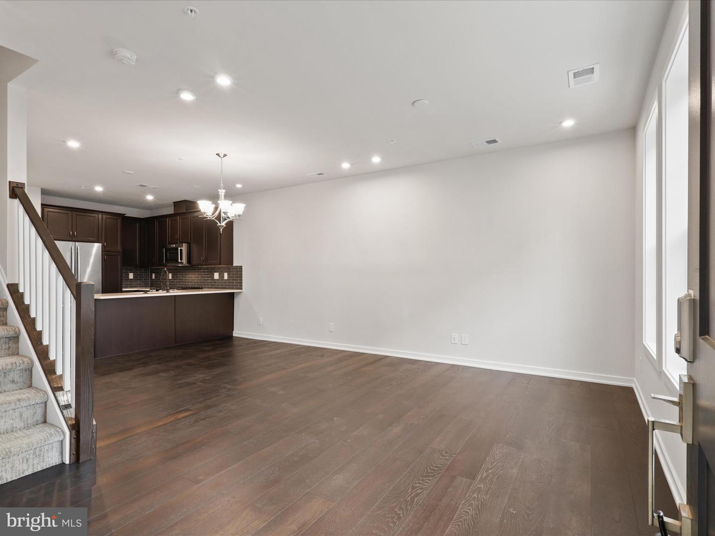 7552 SAWYER FARM WAY #1405, MCLEAN, Virginia 22102, 3 Bedrooms Bedrooms, ,2 BathroomsBathrooms,Residential,For sale,7552 SAWYER FARM WAY #1405,VAFX2274172 MLS # VAFX2274172 7552 SAWYER FARM WAY #1405, MCLEAN, Virginia 22102, 3 Bedrooms Bedrooms, ,2 BathroomsBathrooms,Residential,For sale,7552 SAWYER FARM WAY #1405,VAFX2274172 MLS # VAFX2274172